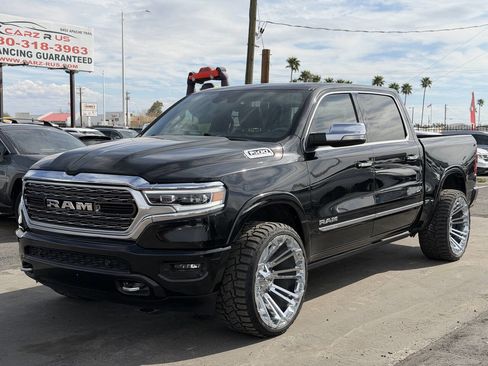 Used 2019 RAM 1500 Limited image 2