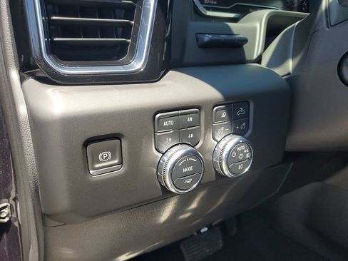Used 2023 GMC Sierra 1500 Denali w/ Denali Reserve Package AWD/4WD image 27