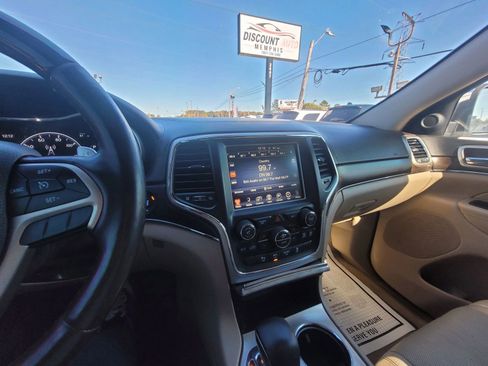 Used 2016 Jeep Grand Cherokee Overland image 26