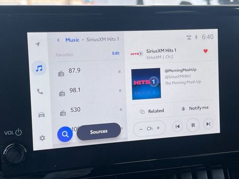 Certified 2025 Toyota Corolla SE image 20
