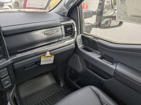 New 2024 Ford F250 Lariat w/ Lariat Ultimate Package image 18