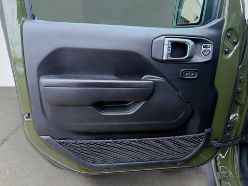 Used 2022 Jeep Wrangler Unlimited Sport AWD/4WD image 21