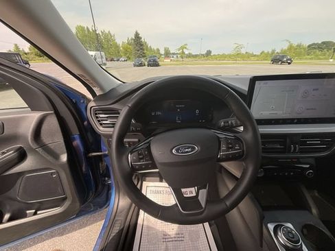 Certified 2023 Ford Escape Platinum AWD/4WD image 15