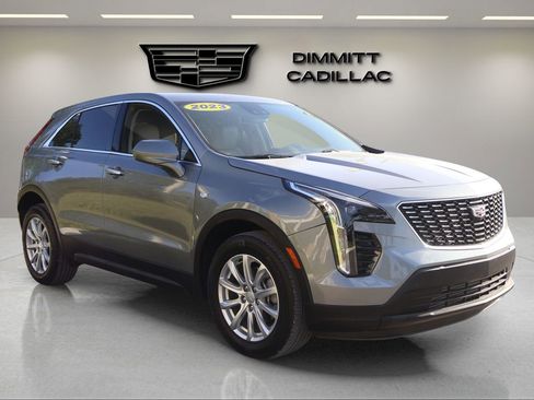 Certified 2023 Cadillac XT4 Luxury FWD image 7