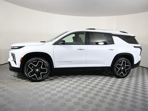 New 2026 Chevrolet Traverse High Country w/ LPO, Floor Liner Package image 2