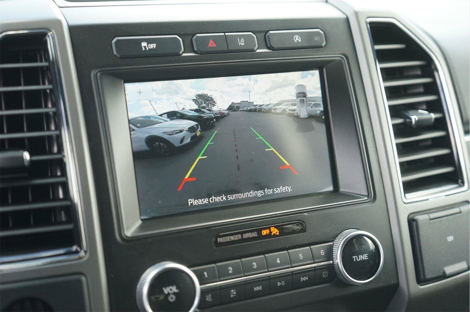 Used 2020 Ford Expedition Max XLT w/ Equipment Group 202A RWD image 30