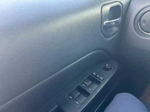 Used 2011 Jeep Patriot Latitude image 26