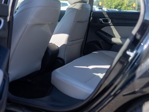 New 2025 Acura Integra image 30