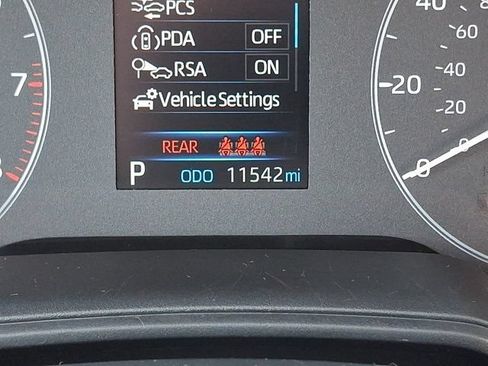 Used 2023 Toyota Corolla Cross L AWD/4WD image 24