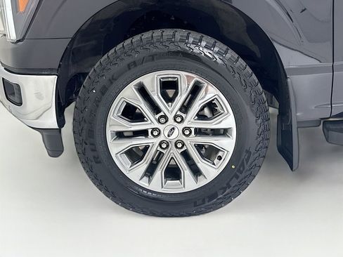 Used 2025 Ford F150 Lariat w/ Tow/Haul Package AWD/4WD image 31