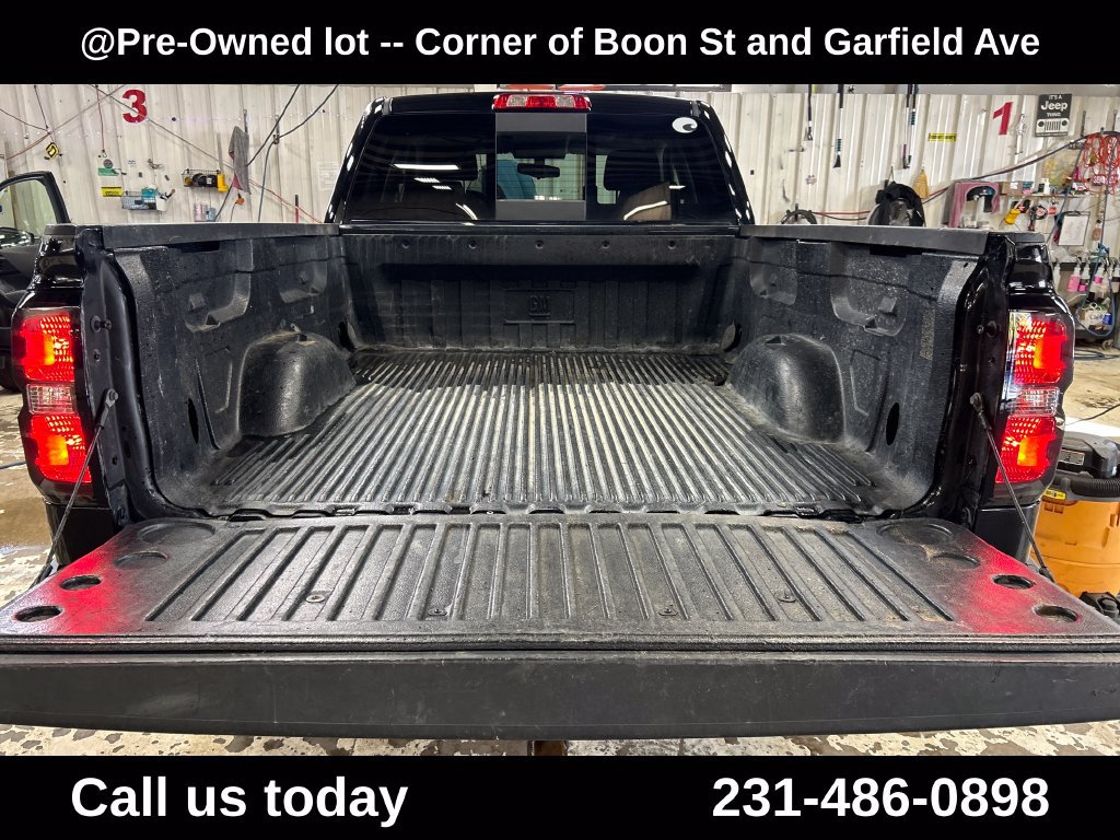 Used 2018 Chevrolet Silverado 1500 LT w/ All Star Edition AWD/4WD image 24