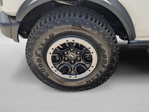 New 2026 Ford Bronco Badlands AWD/4WD image 9