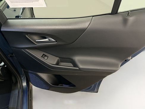 Used 2025 Chevrolet Equinox LT AWD/4WD image 30