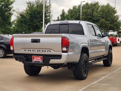 Used 2022 Toyota Tacoma SR w/ SR Convenience Package RWD image 3