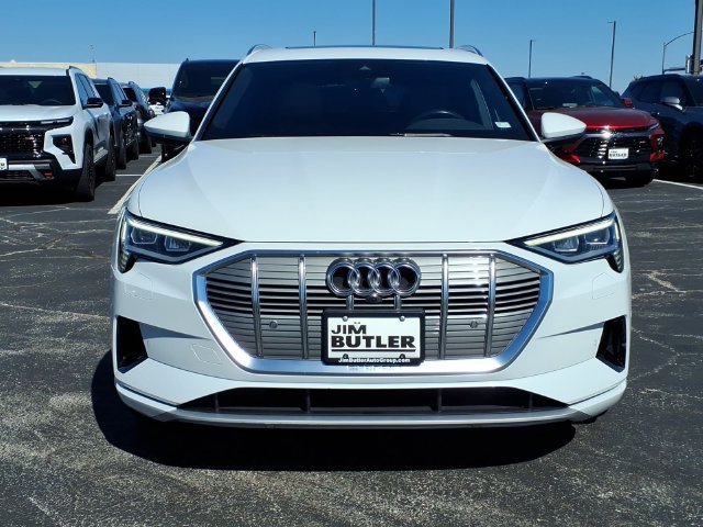 Used 2019 Audi e-tron Premium Plus AWD/4WD image 26