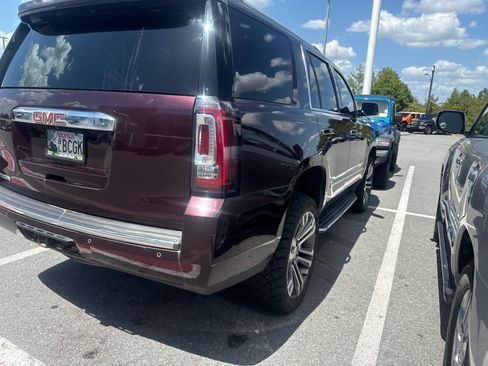 Used 2017 GMC Yukon Denali w/ Open Road Package AWD/4WD image 3