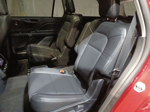 Used 2025 Lincoln Aviator AWD w/ Jet Appearance Package image 25