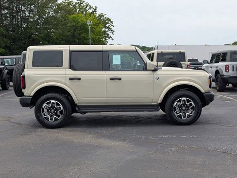New 2026 Ford Bronco Outer Banks AWD/4WD image 5