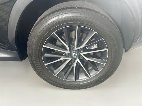 Used 2024 Lexus NX 250 FWD image 11