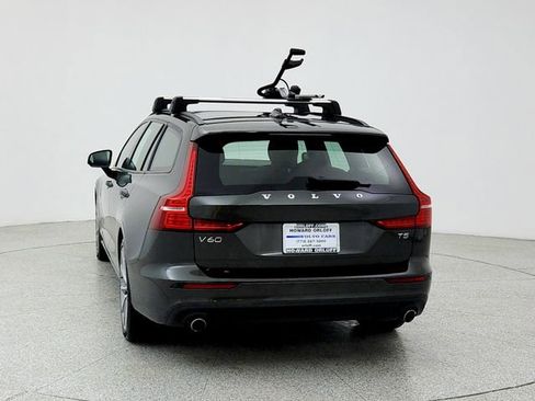 Used 2020 Volvo V60 T5 Momentum w/ Protection Package image 6