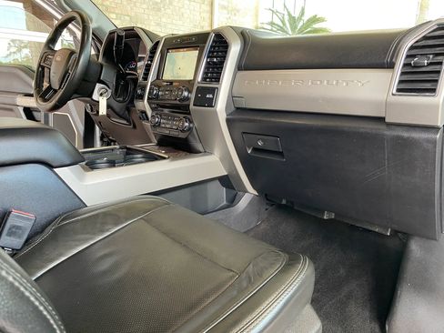 Used 2018 Ford F250 Lariat w/ Chrome Package AWD/4WD image 21