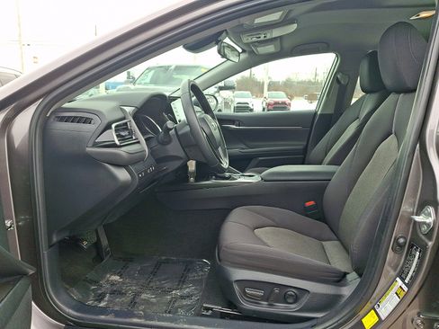 Used 2024 Toyota Camry LE image 13