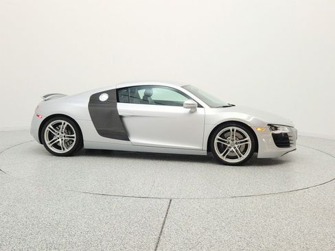 Used 2010 Audi R8 V8 AWD/4WD image 4