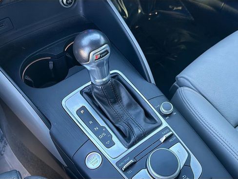 Used 2018 Audi A3 2.0T Premium w/ Convenience Package image 27