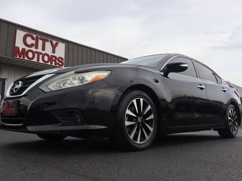 Used 2018 Nissan Altima 2.5 SL FWD image 15