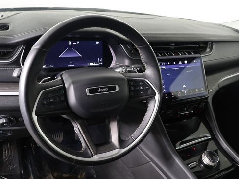 Used 2021 Jeep Grand Cherokee L Limited w/ MOPAR Finishing Package image 30