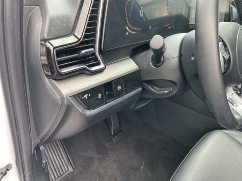 Used 2024 Kia Sportage X-Line AWD/4WD image 21