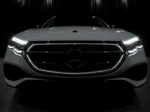 Certified 2026 Mercedes-Benz E 450 4MATIC All-Terrain Wagon image 8
