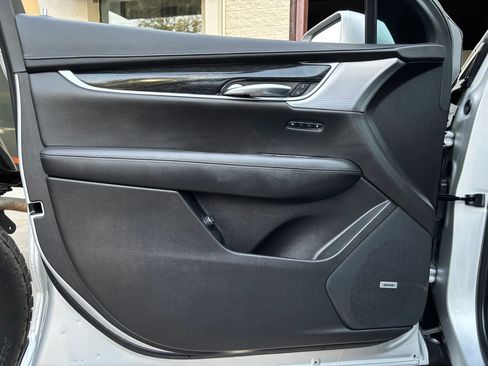 Used 2020 Cadillac XT5 Premium Luxury image 49