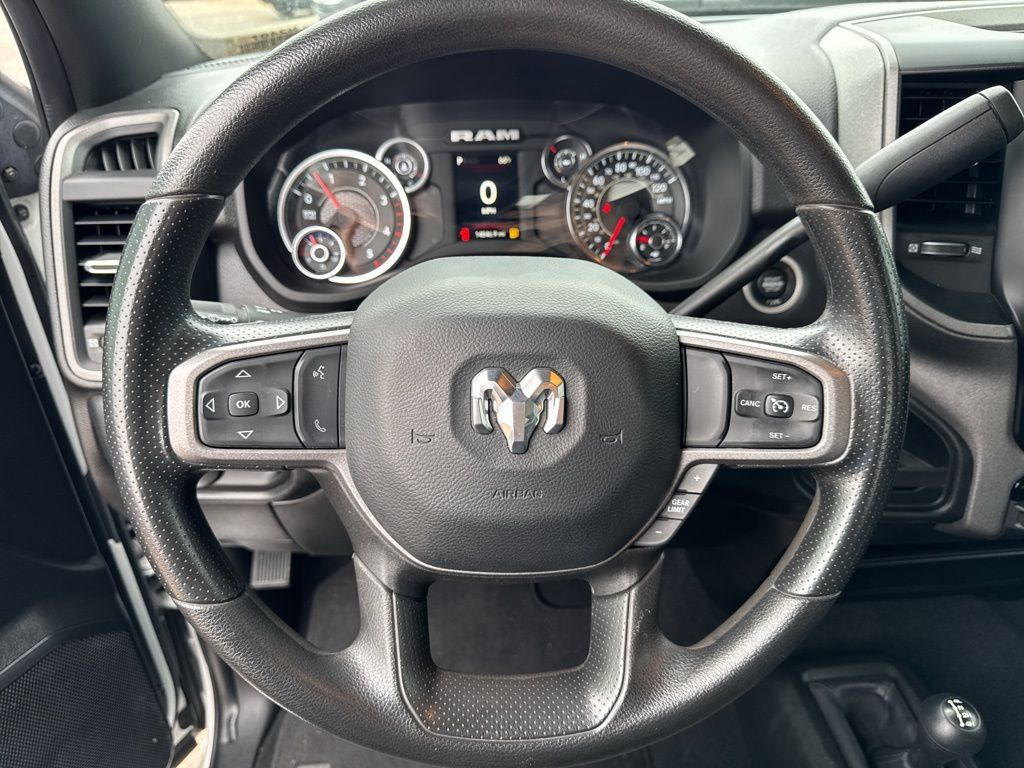 Used 2024 RAM 3500 Tradesman w/ Chrome Appearance Group AWD/4WD image 8
