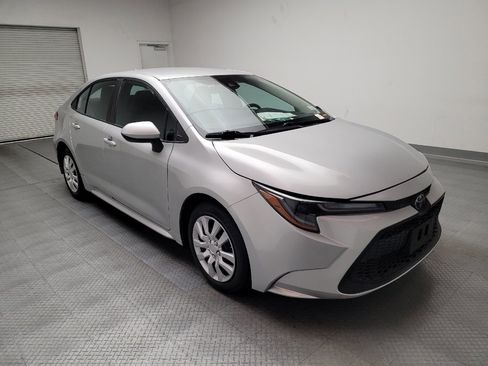 Used 2021 Toyota Corolla LE image 13