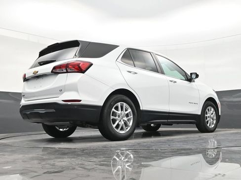 Used 2024 Chevrolet Equinox LT FWD image 24