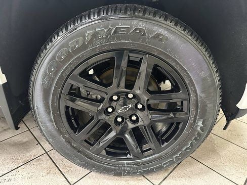 Used 2022 Chevrolet Silverado 1500 Custom w/ LPO, Blackout Package image 17