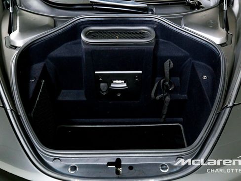 Used 2022 McLaren 720S Spider RWD image 18