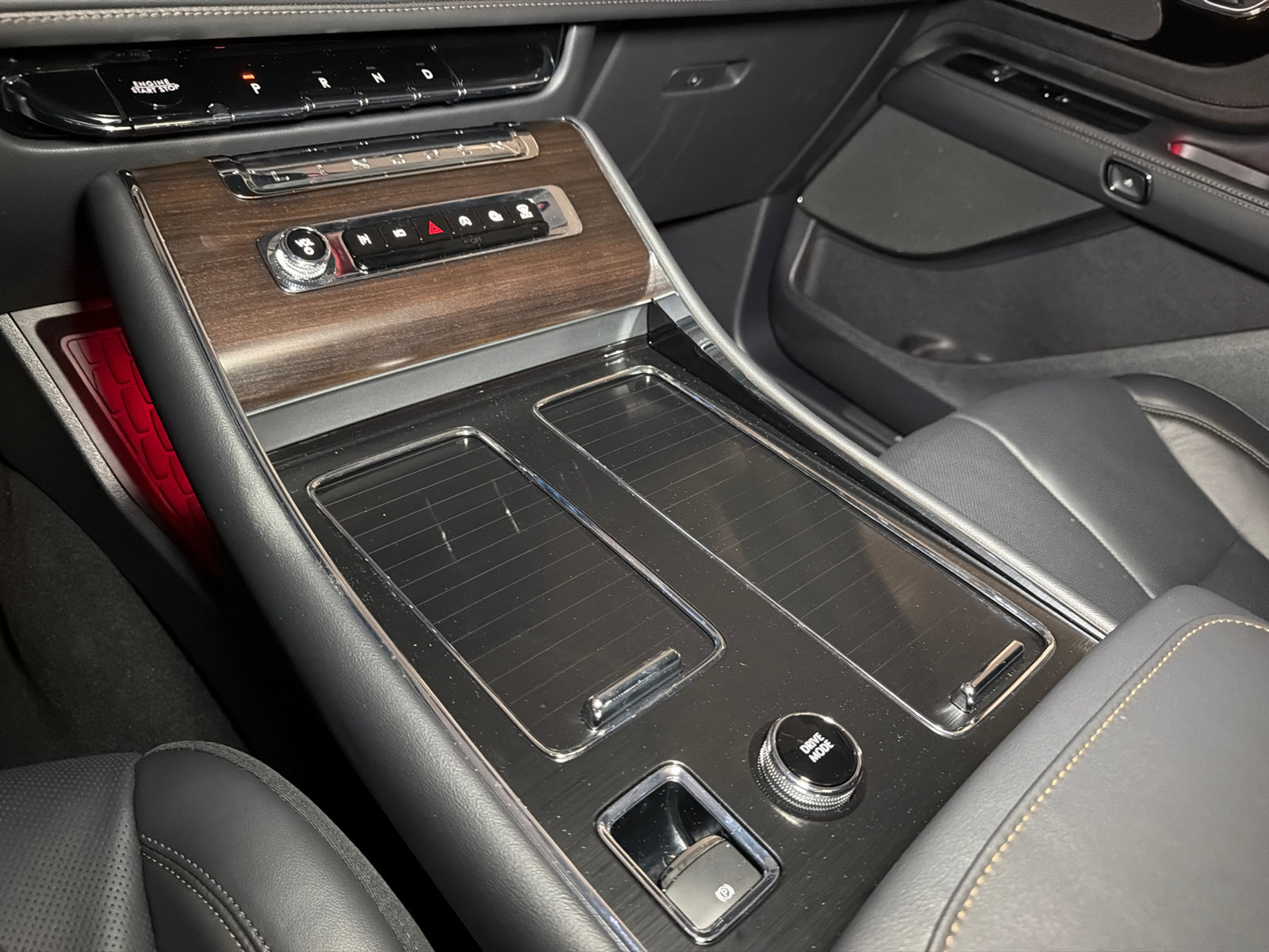 New 2027 Lincoln Aviator Reserve AWD/4WD image 31