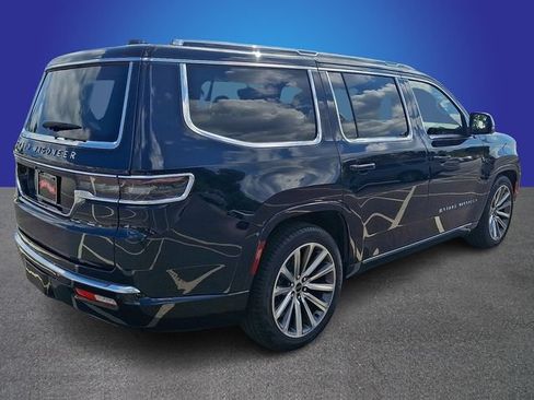 Used 2025 Jeep Grand Wagoneer 4WD w/ 8-Passenger Seating Package image 4