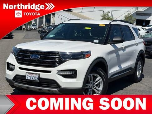 Used 2021 Ford Explorer XLT w/ Equipment Group 202A RWD image 1