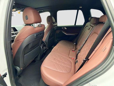 Used 2023 BMW X5 xDrive40i w/ Premium Package image 23