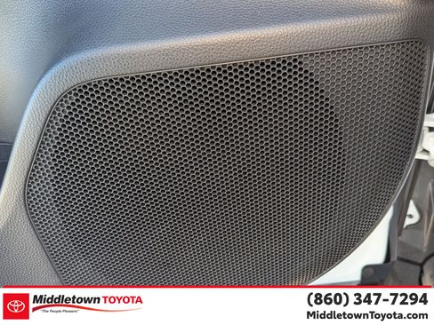 Certified 2025 Toyota Crown AWD/4WD image 12