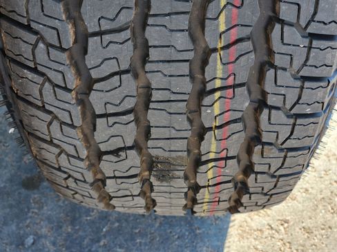 New 2026 GMC Canyon Elevation w/ Convenience Package image 14