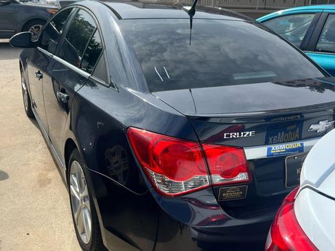 Used 2014 Chevrolet Cruze LTZ w/ RS Package FWD image 3