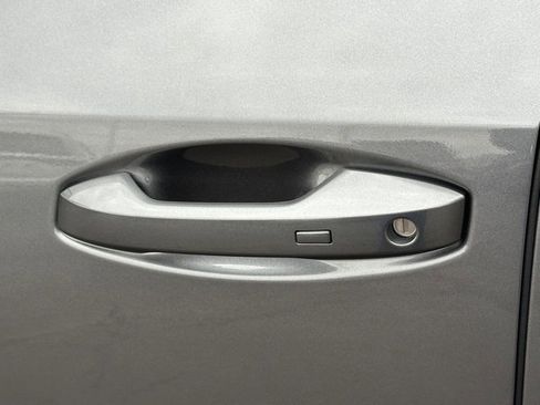 Certified 2025 Nissan Murano Platinum w/ Cargo Package image 12