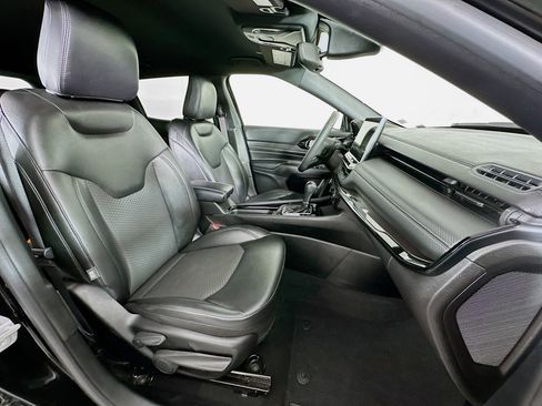 Used 2022 Jeep Compass Altitude image 29