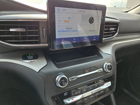 Used 2020 Ford Explorer XLT w/ Equipment Group 202A image 14