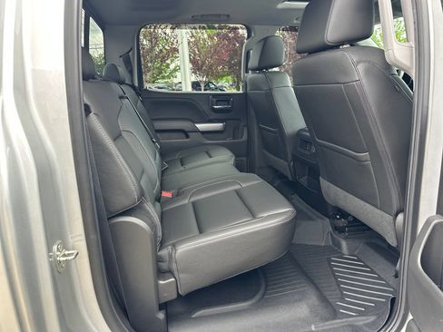 Used 2018 Chevrolet Silverado 1500 LTZ Z71 w/ Redline Edition AWD/4WD image 15