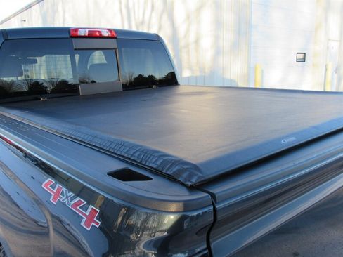 Used 2017 Chevrolet Silverado 1500 LT w/ All Star Edition image 10